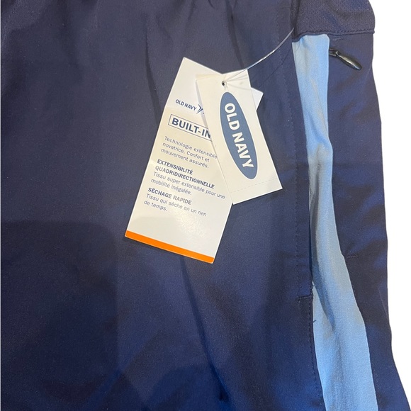 Old Navy Male Active Shorts - Picture 4 of 5